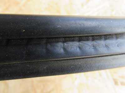 BMW Door Rubber Seal Weather Stripping, Right 51727125652 2003-2006 (E85) Z4 Roadster6